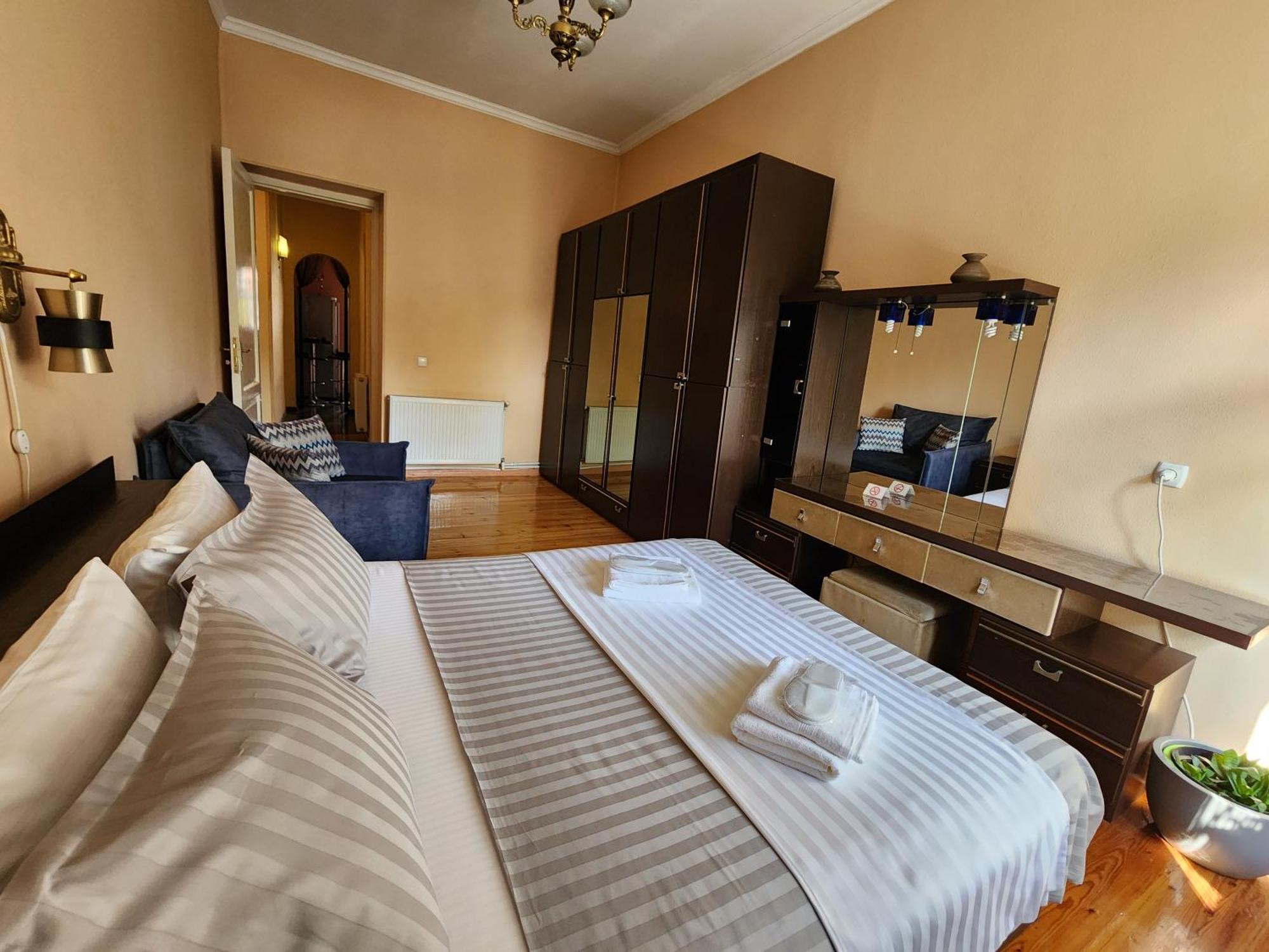 Riverside Baratashvili Apartment Tbilisi Zewnętrze zdjęcie